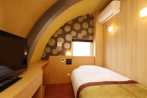 306_room_B
